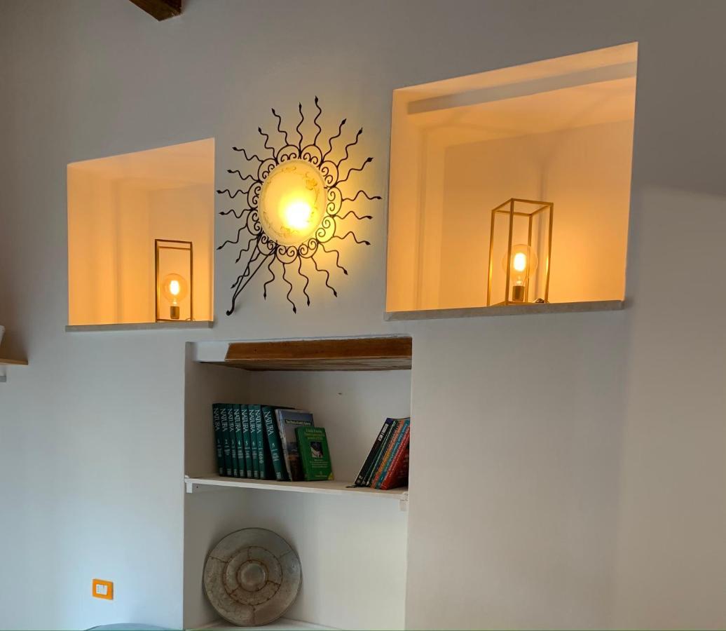 B&B La Fucinaia Pet Friendly Adults Only 캄필리아 마리티마 외부 사진
